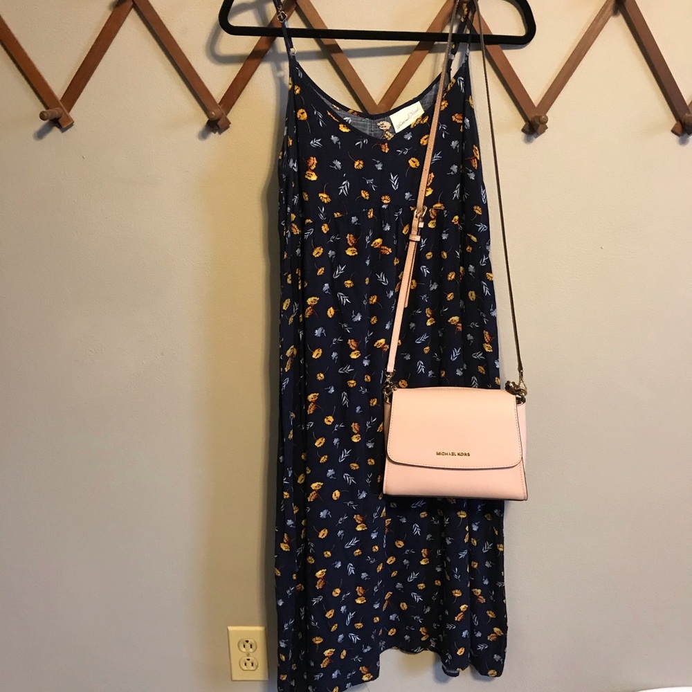 Midi Universal Threads Dress